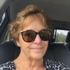 Meet your Posher, Patricia